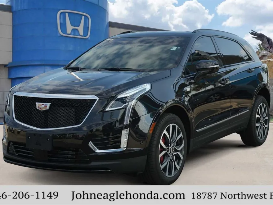 2024 Cadillac XT5 Sport photo 1