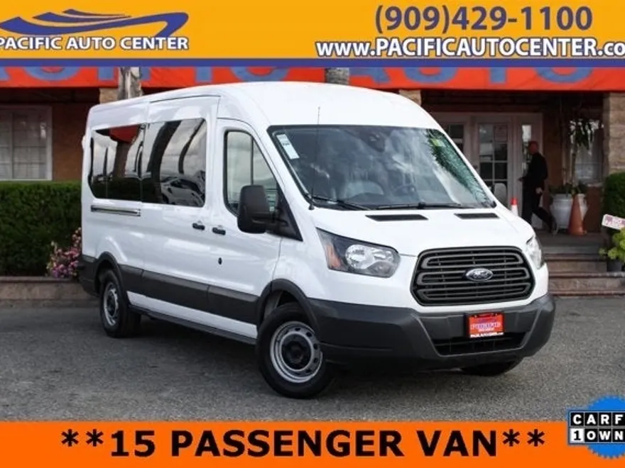 2017 Ford Transit XL photo 1