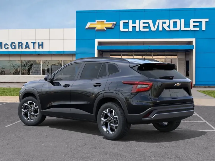 2026 Chevrolet Trax LT photo 1