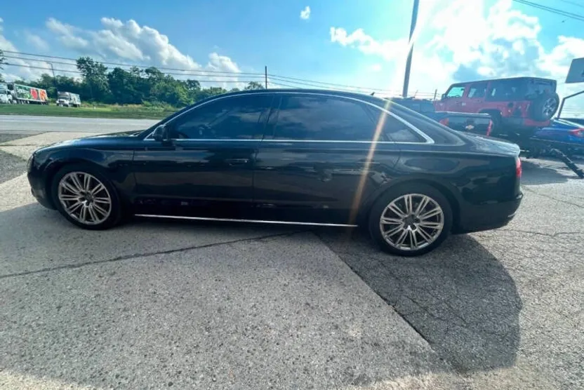 2014 Audi A8 L 4.0T Quattro photo 1