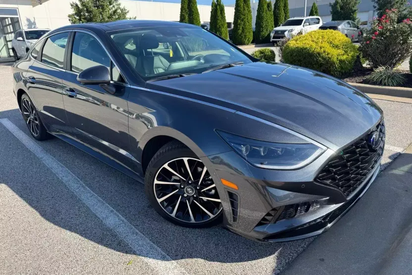 2021 Hyundai Sonata Limited photo 1