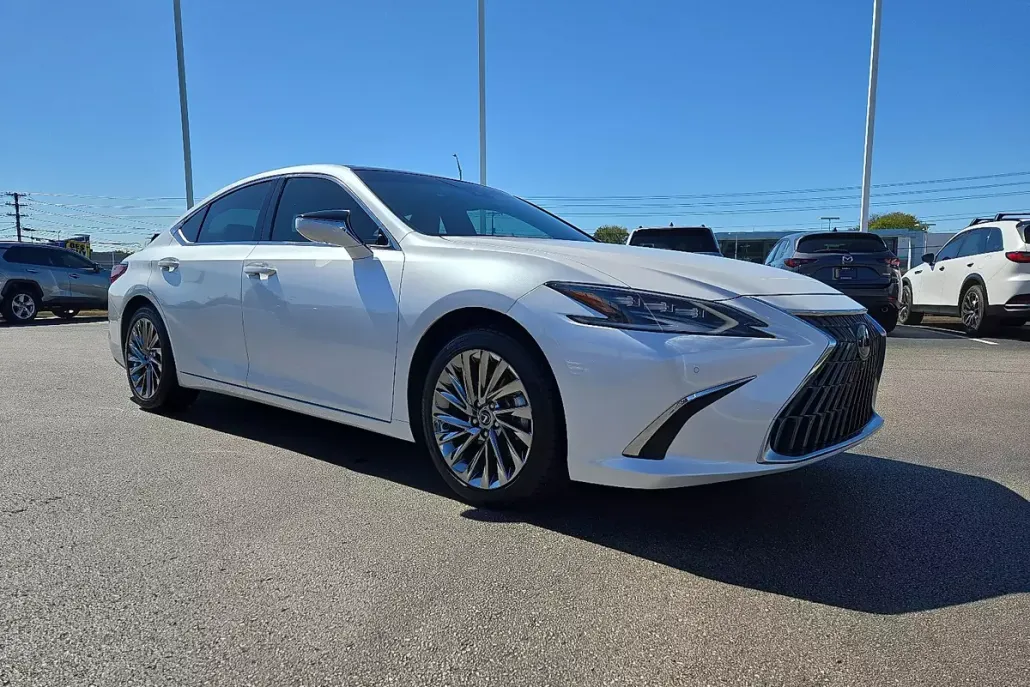 2024 Lexus ES 350 Ultra Luxury photo 1