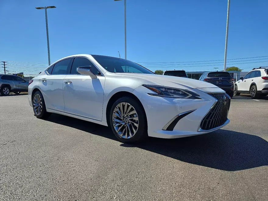2024 Lexus ES 350 Ultra Luxury photo 1