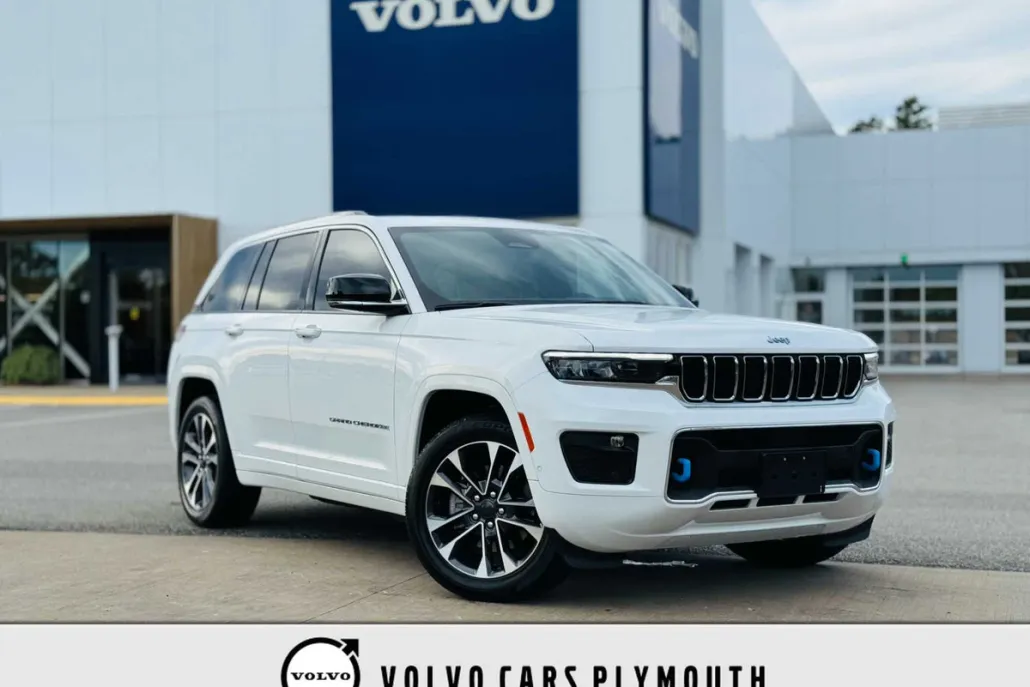 2023 Jeep Cherokee Overland 4xe photo 1