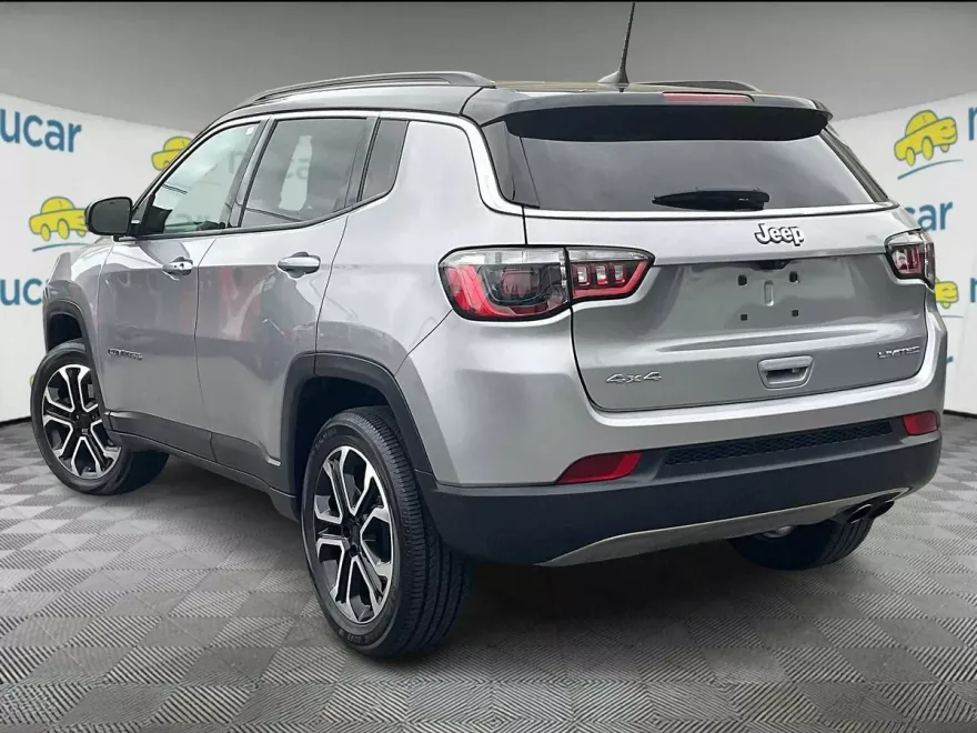 2022 Jeep Compass Limited photo 1
