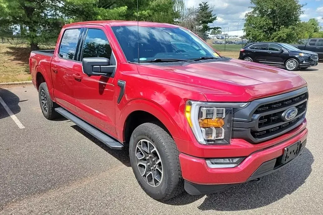 2022 Ford F-150 XLT photo 1