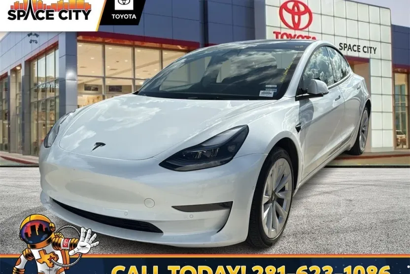 2022 Tesla Model 3 photo 1