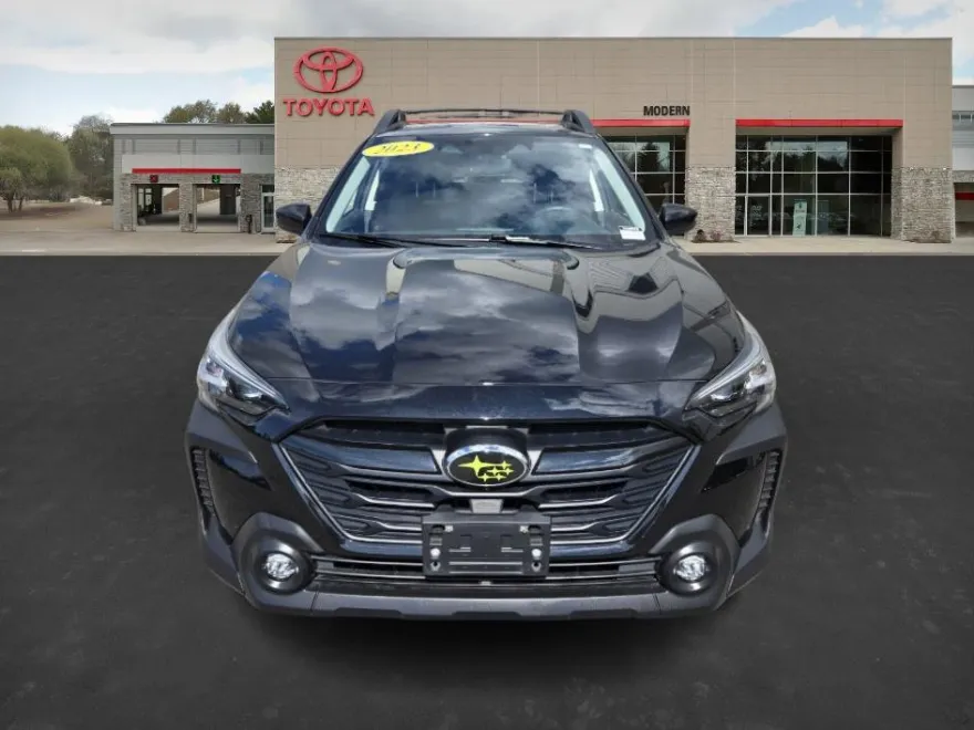 2023 Subaru Outback Onyx Edition XT photo 1