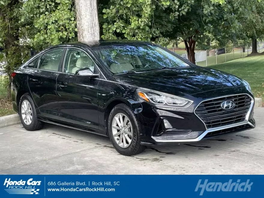 2019 Hyundai Sonata SE photo 1