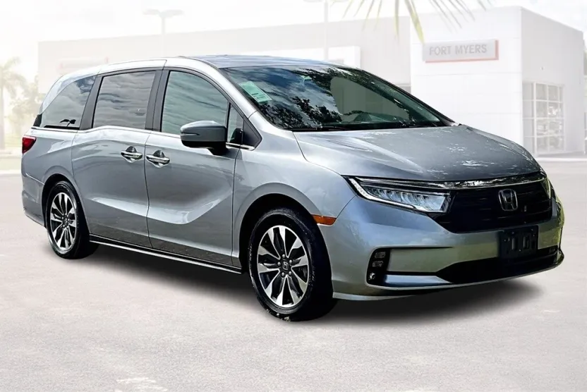 2024 Honda Odyssey EX-L photo 1