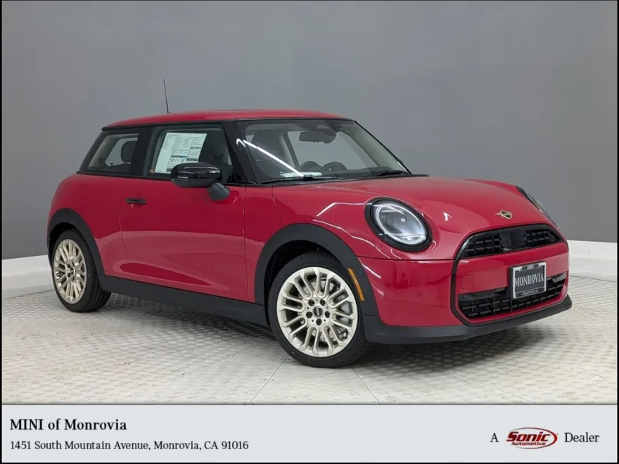 2025 Mini Cooper Signature photo 1