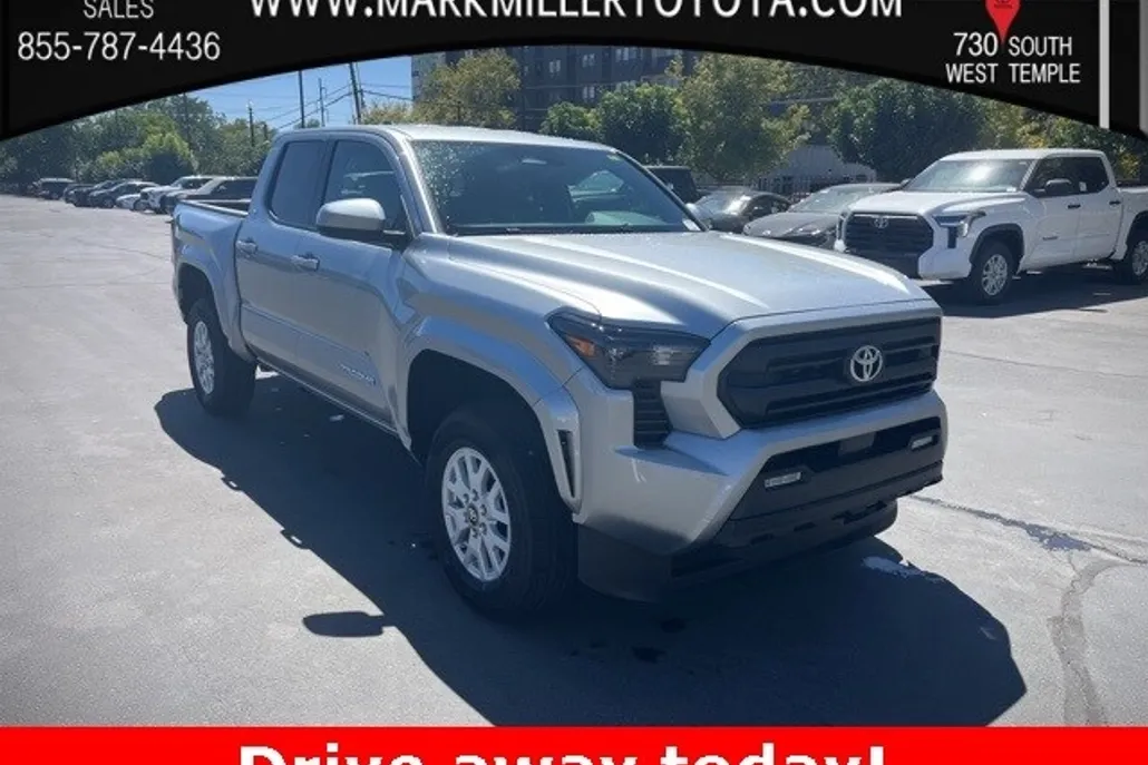 2025 Toyota Tacoma SR5 4x4 Double Cab photo 1