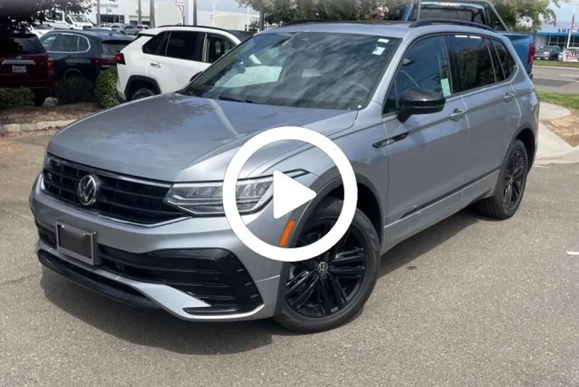 2022 Volkswagen Tiguan SE R-Line Black photo 1