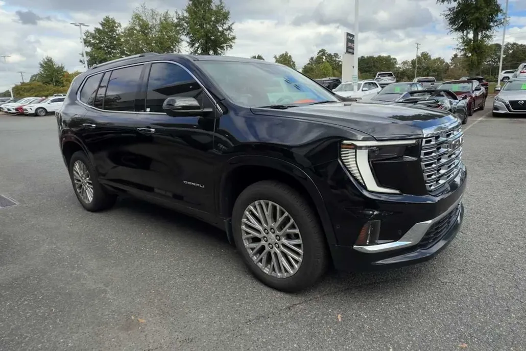 2024 Gmc Acadia Denali photo 1