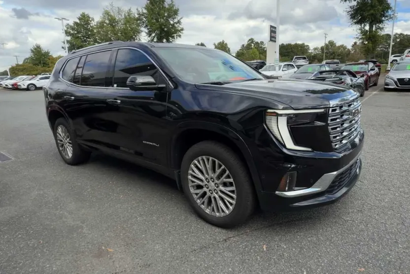 2024 Gmc Acadia Denali photo 1