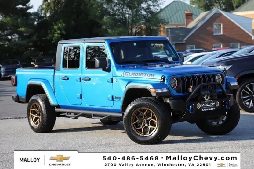 2024 Jeep Gladiator Sport S photo 1
