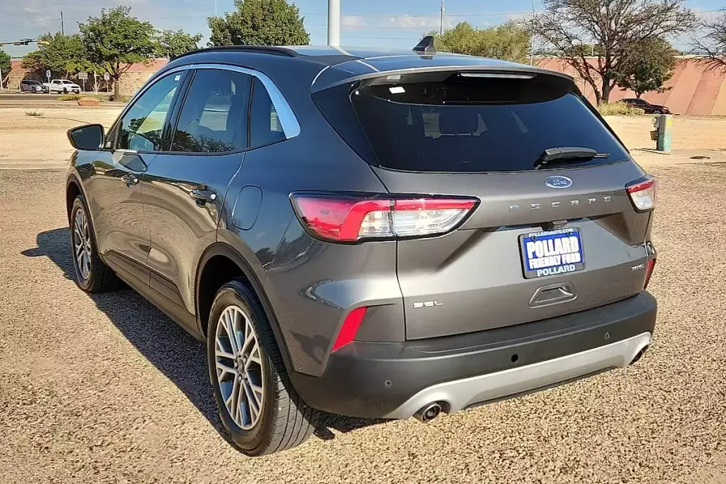 2022 Ford Escape SEL photo 1