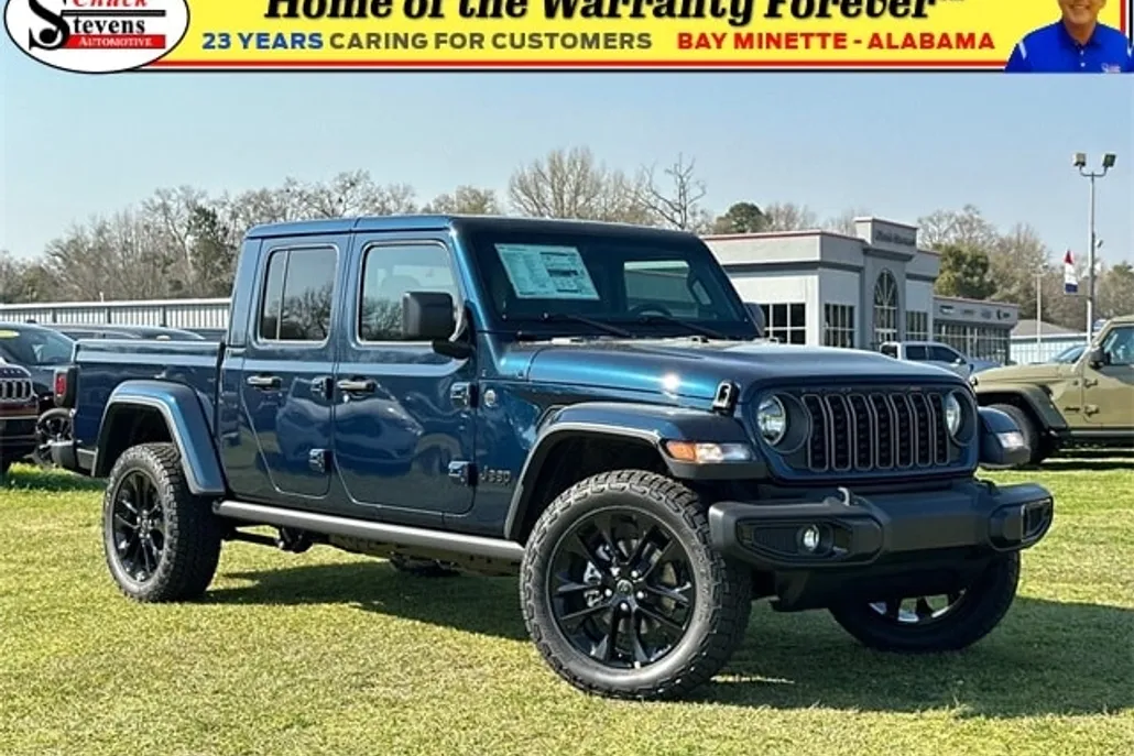 2025 Jeep Gladiator Sport photo 1