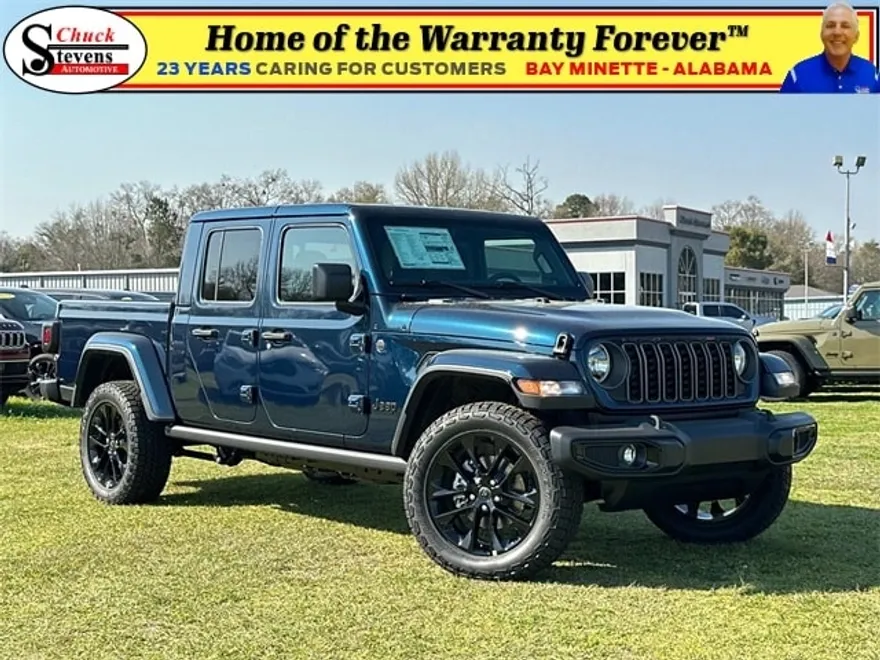 2025 Jeep Gladiator Sport photo 1