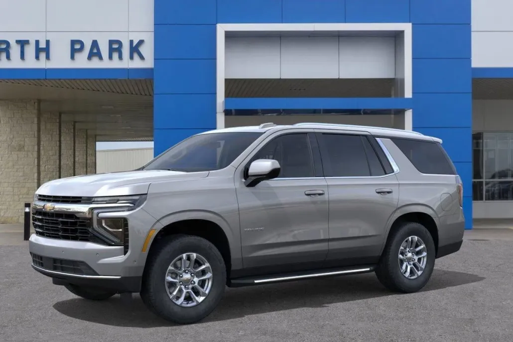 2025 Chevrolet Tahoe LS photo 1