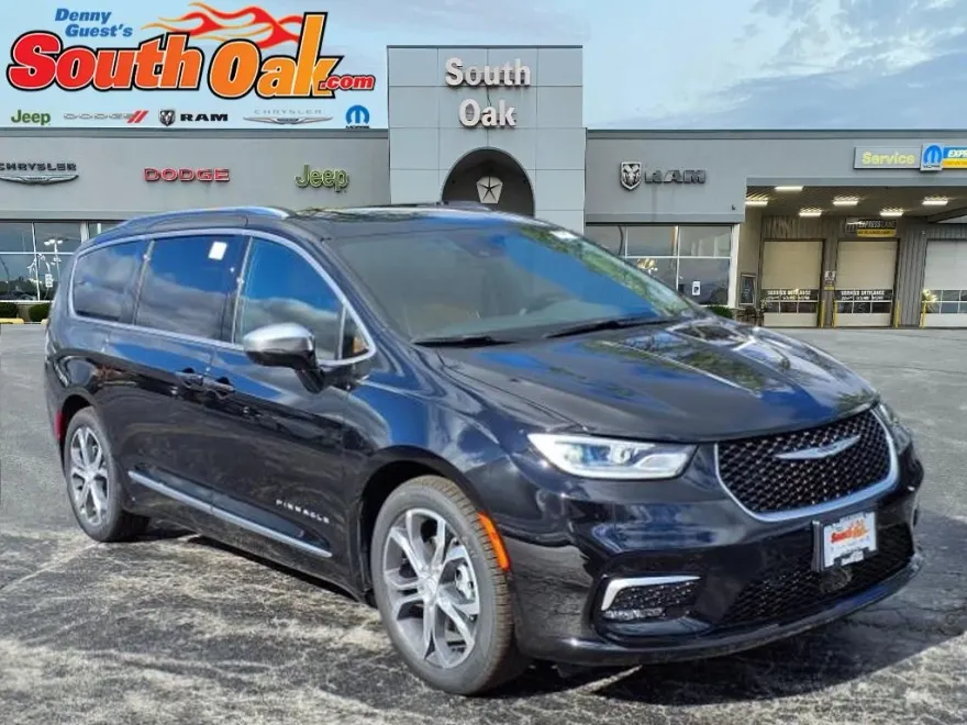 2026 Chrysler Pacifica Pinnacle photo 1