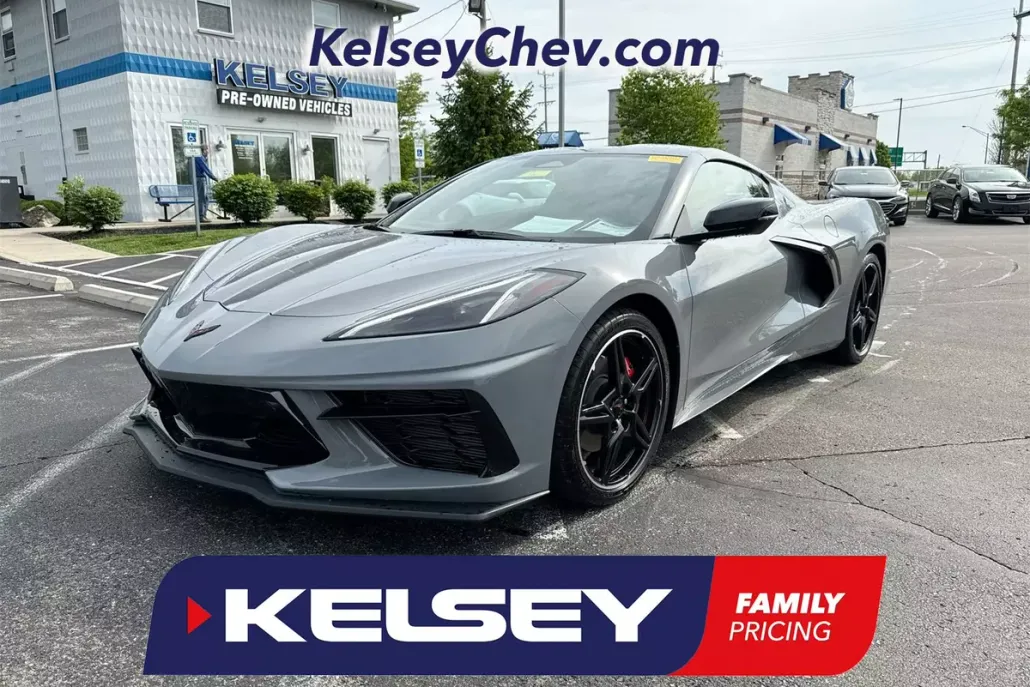 2025 Chevrolet Corvette 2LT photo 1