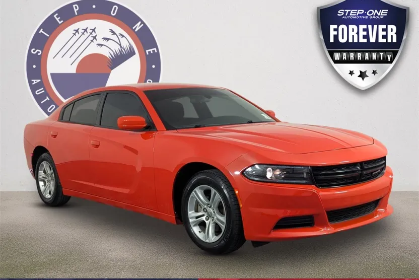2022 Dodge Charger SXT photo 1