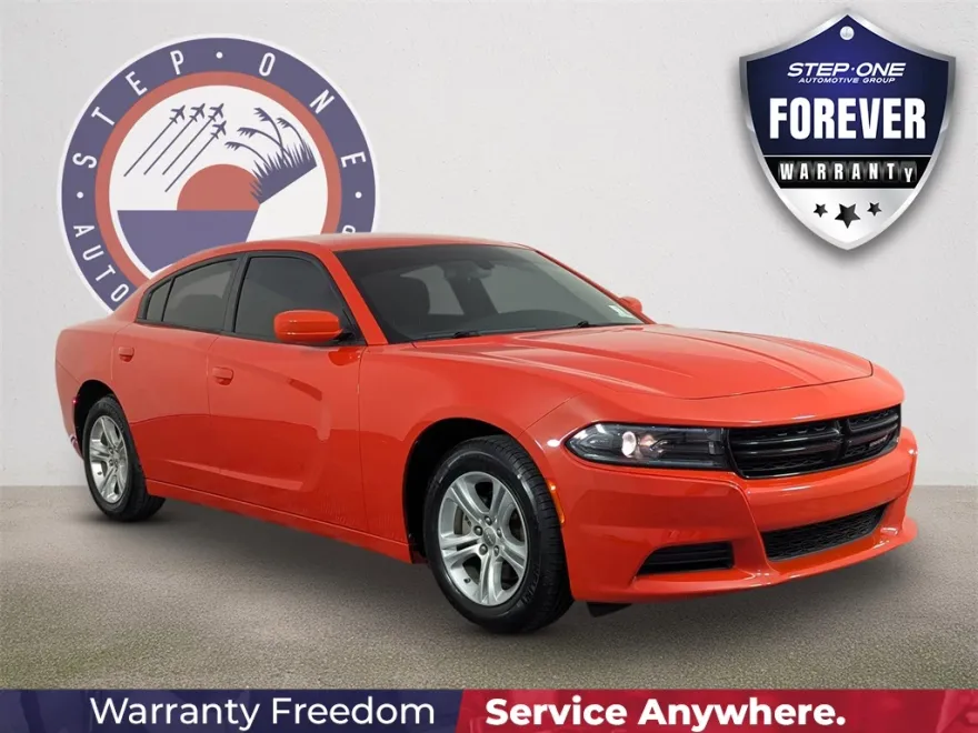 2022 Dodge Charger SXT photo 1