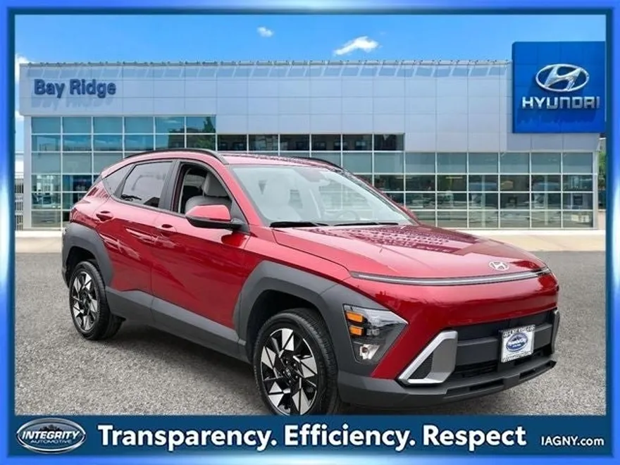 2025 Hyundai Kona SEL photo 1