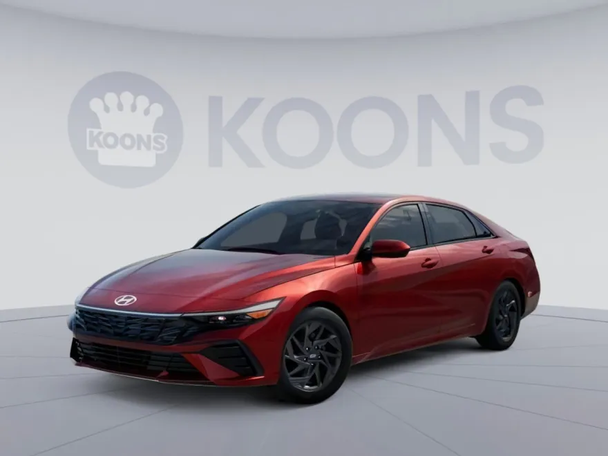 2025 Hyundai Elantra Blue SEL Sport photo 1