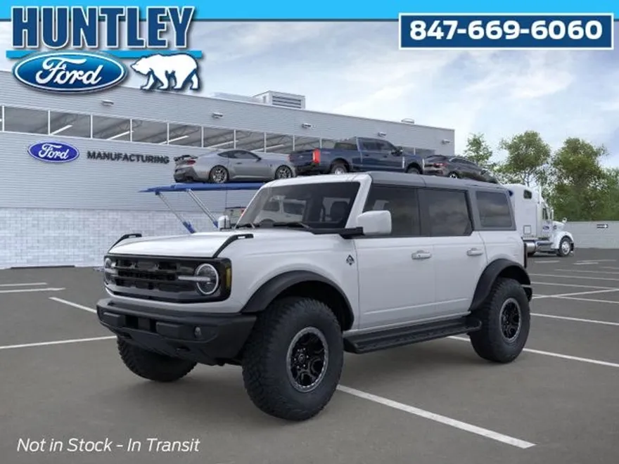 2025 Ford Bronco Outer Banks photo 1