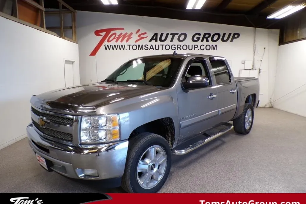 2012 Chevrolet Silverado 1500 LT photo 1