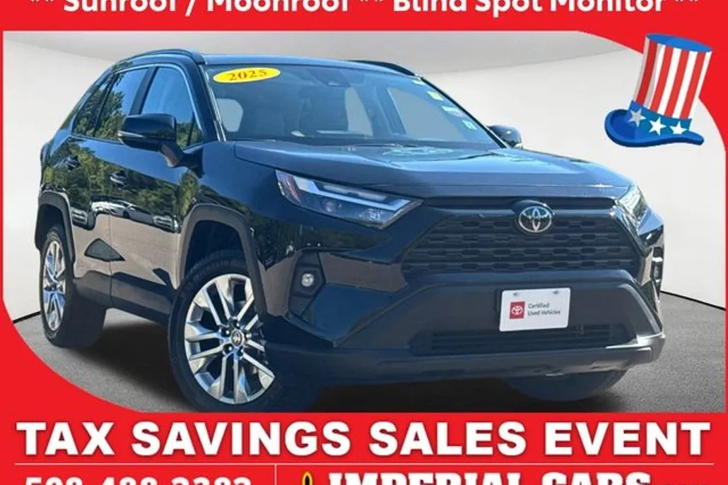 2025 Toyota RAV4 XLE Premium photo 1
