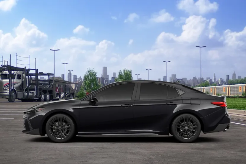 2026 Toyota Camry SE photo 1