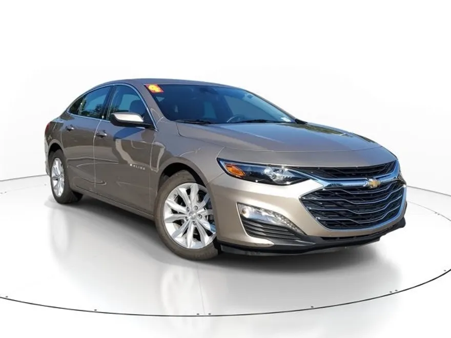 2024 Chevrolet Malibu 1LT photo 1