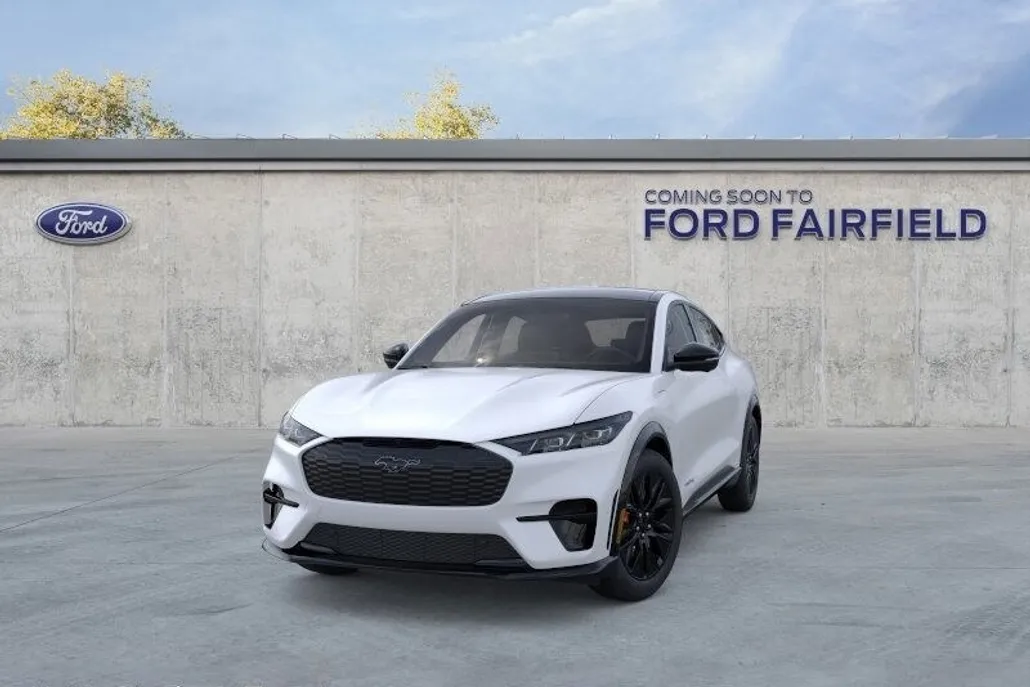 2025 Ford Mustang Mach-E Premium photo 1