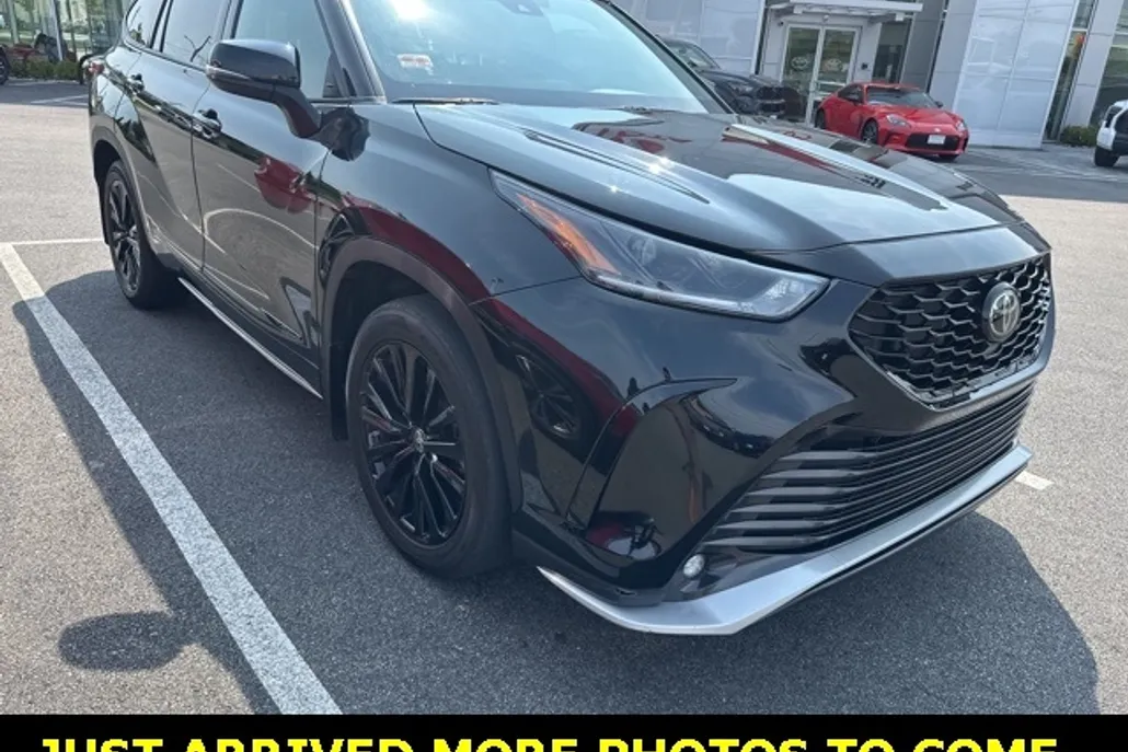 2023 Toyota Highlander XSE photo 1