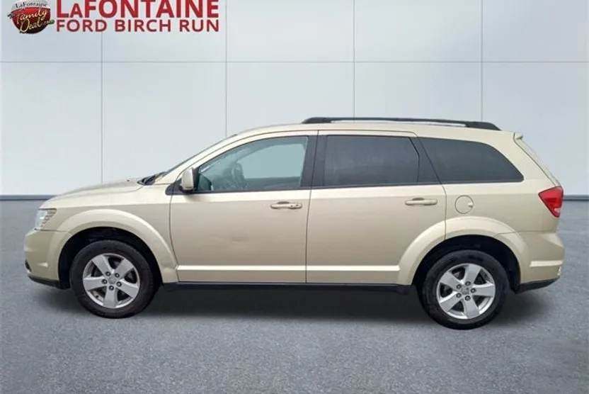 2011 Dodge Journey Mainstreet photo 1