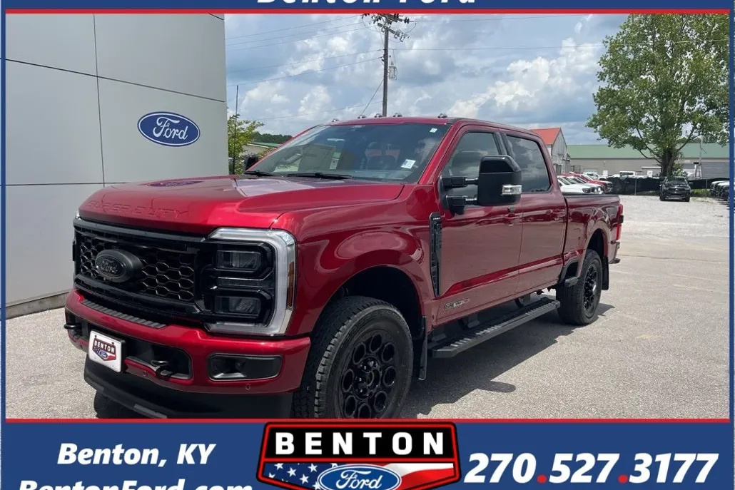 2025 Ford F-250 Lariat photo 1