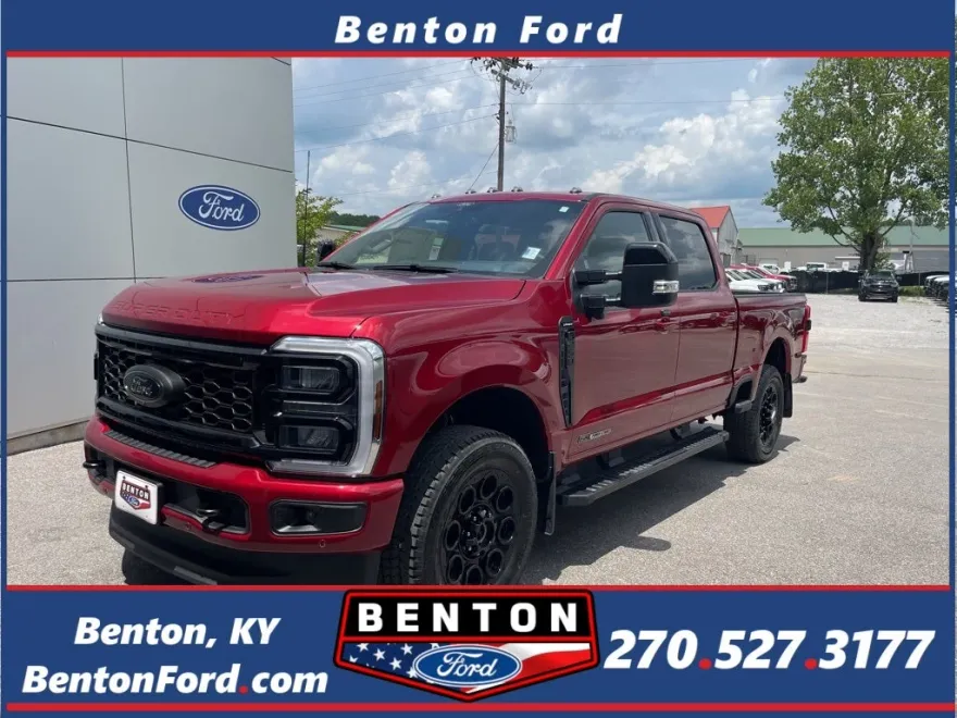 2025 Ford F-250 Lariat photo 1