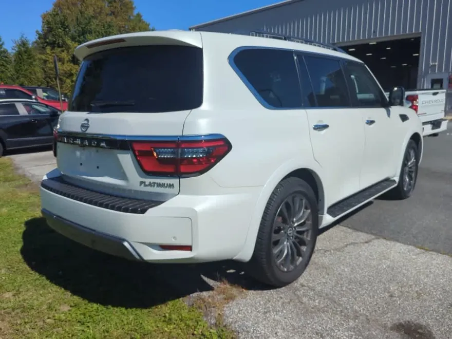 2024 Nissan Armada Platinum photo 1