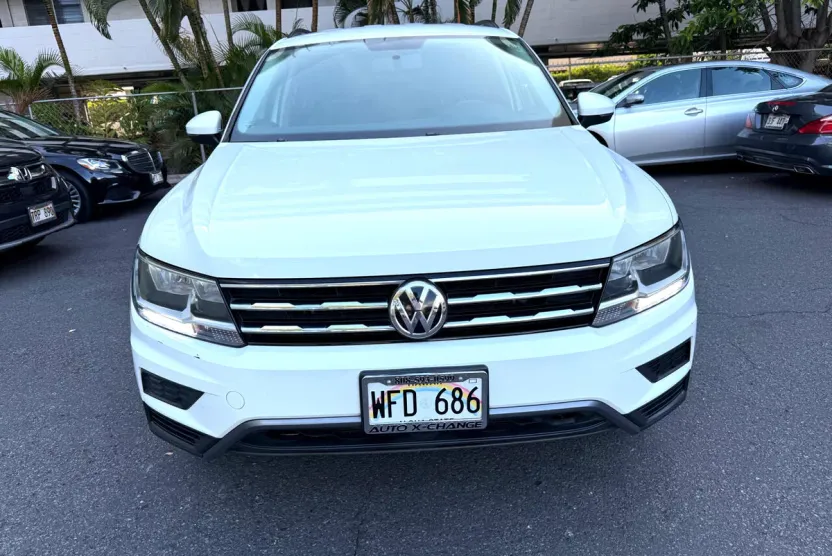 2021 Volkswagen Tiguan S photo 1