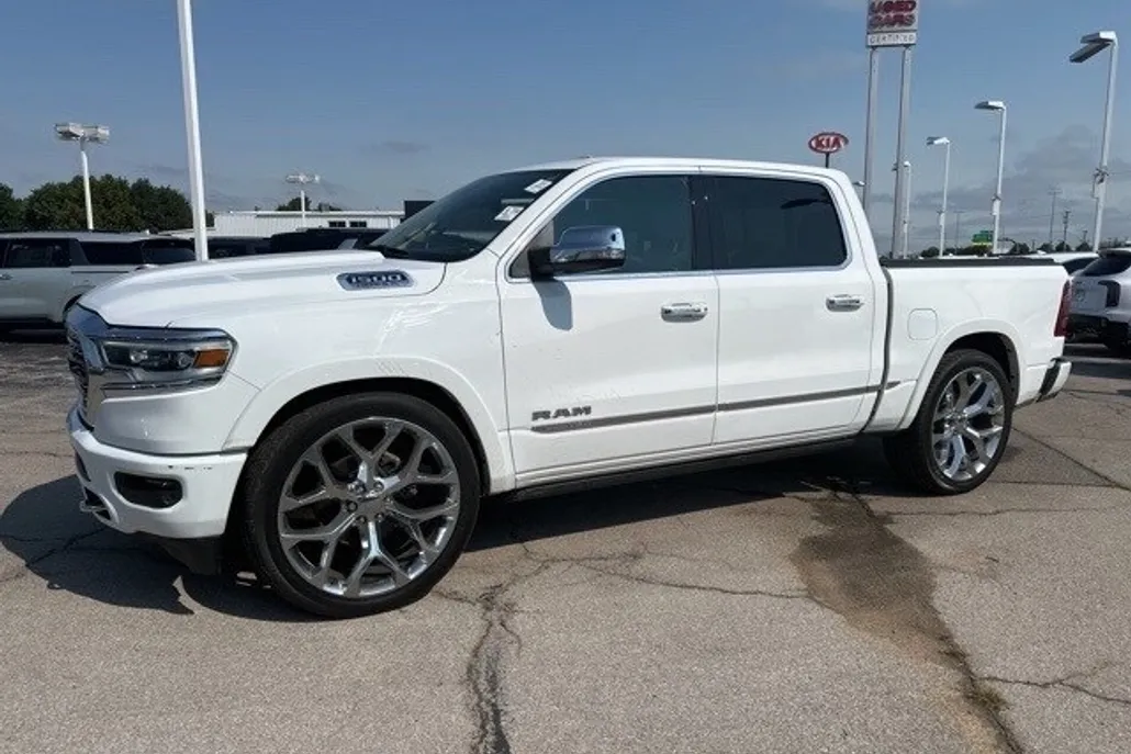 2020 Ram 1500 Limited photo 1