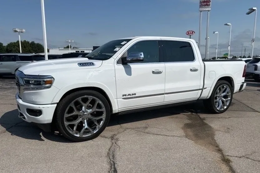 2020 Ram 1500 Limited photo 1