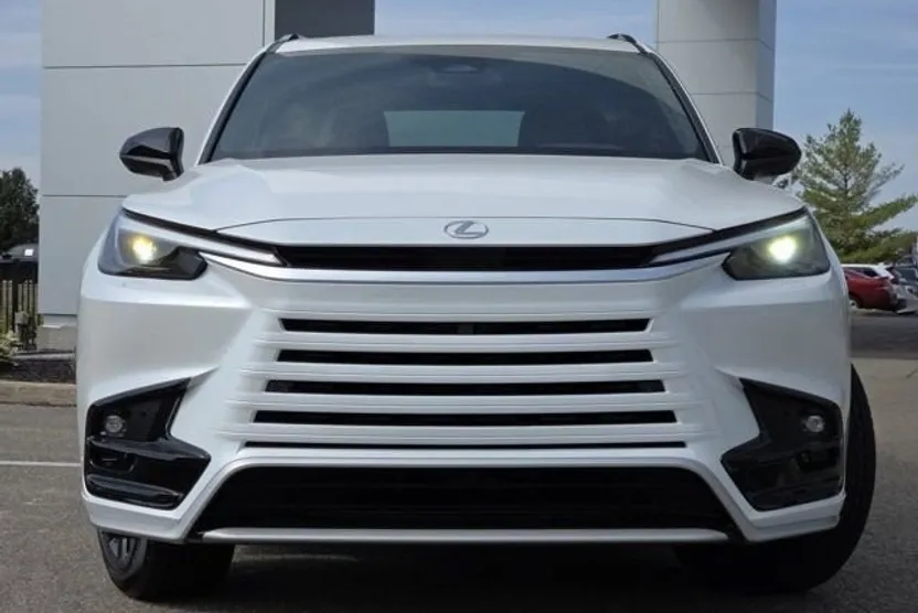 2026 Lexus TX 500h F SPORT Performance Premium photo 1