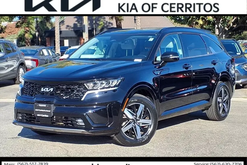 2023 Kia Sorento EX photo 1