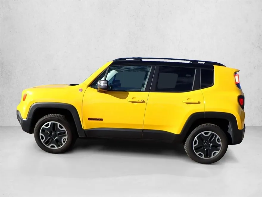 2016 Jeep Renegade Trailhawk Sport photo 1