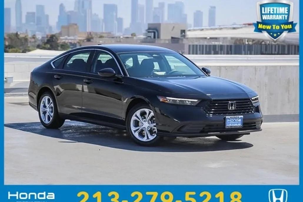 2025 Honda Accord LX photo 1