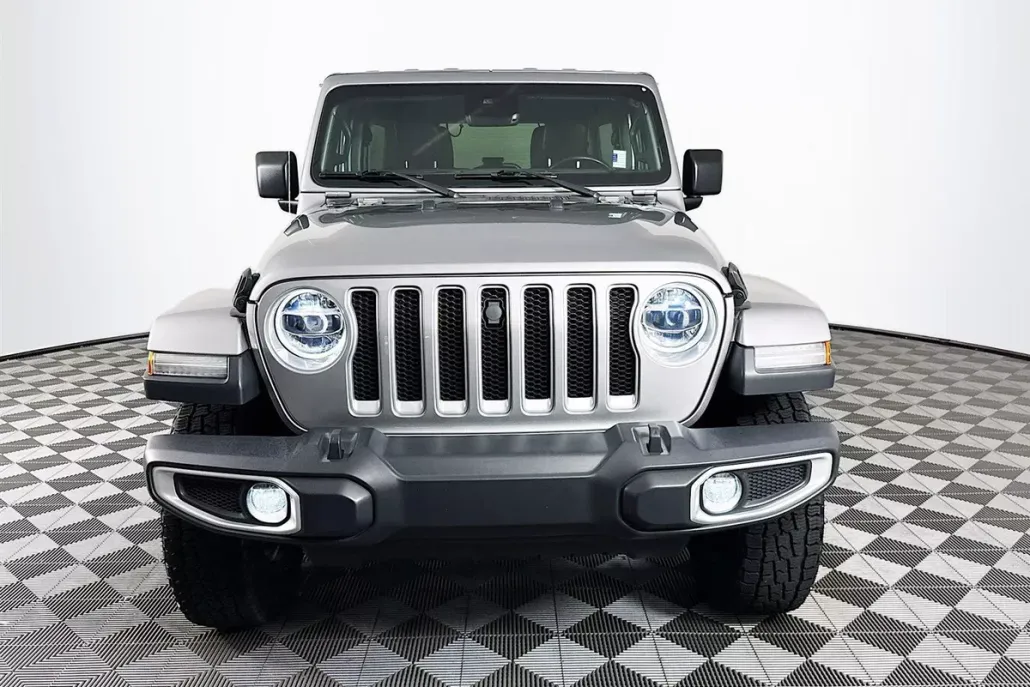 2020 Jeep Wrangler Unlimited Sahara photo 1