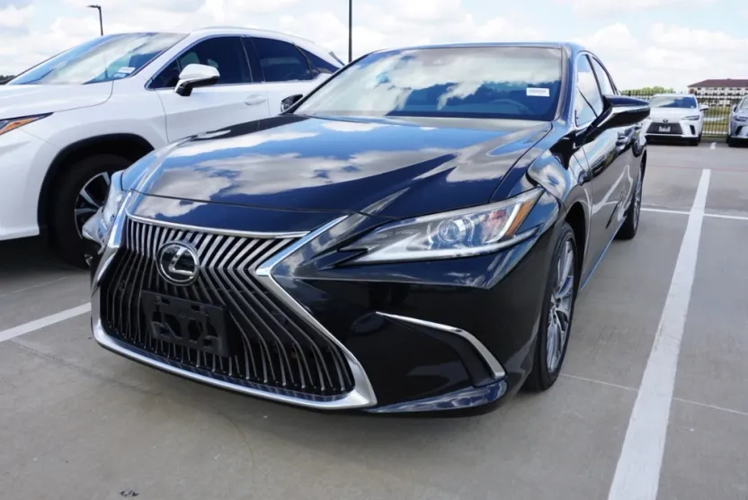 2021 Lexus ES 350 photo 1